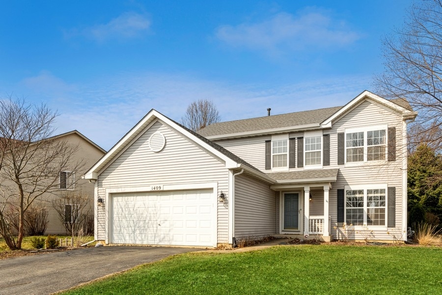 Lakewood Trails in Minooka IL Homes for Sale Lakewood Trails in