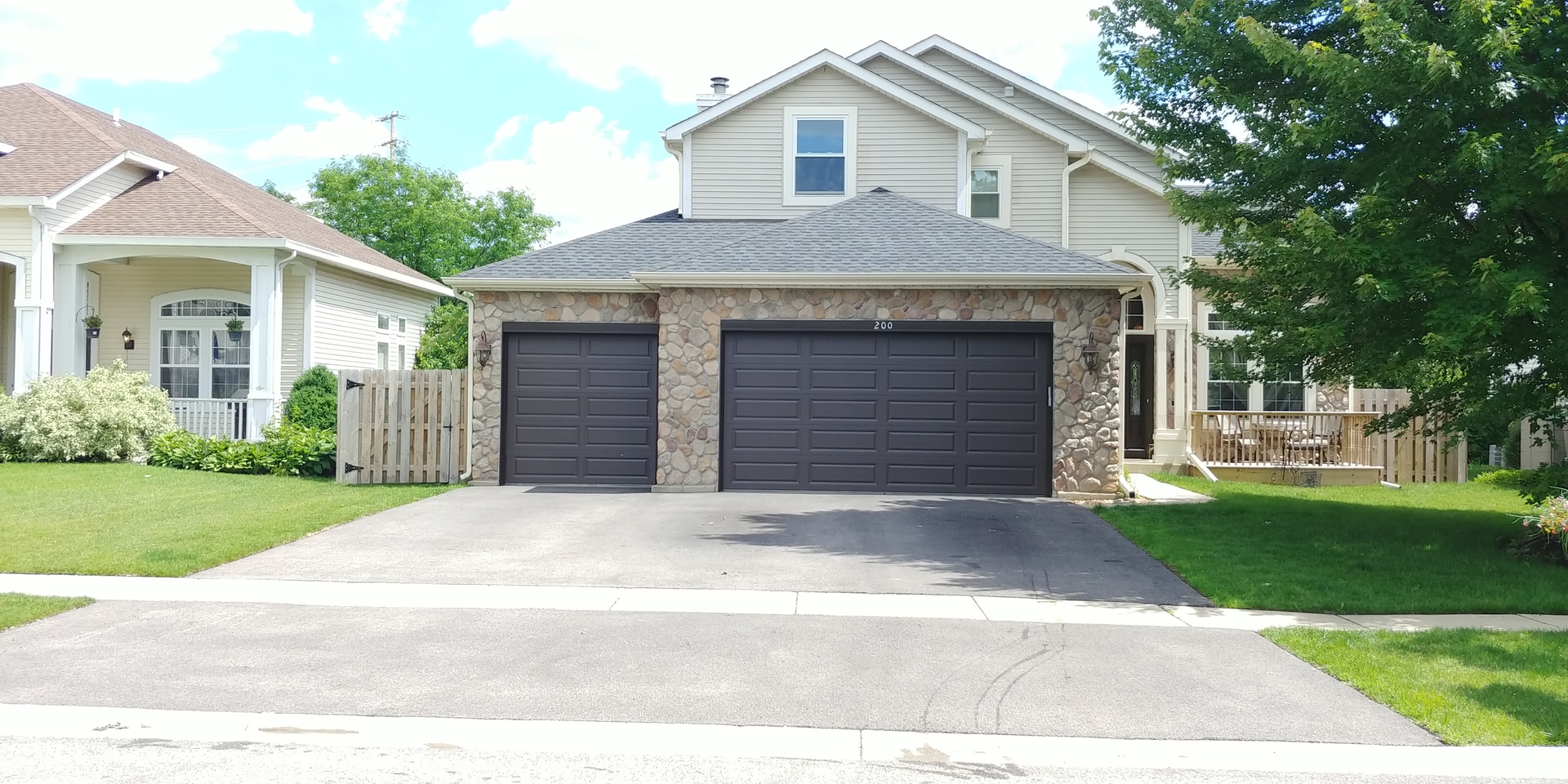 Lake in The Hills IL Homes for Sale Lake in The Hills Real Estate