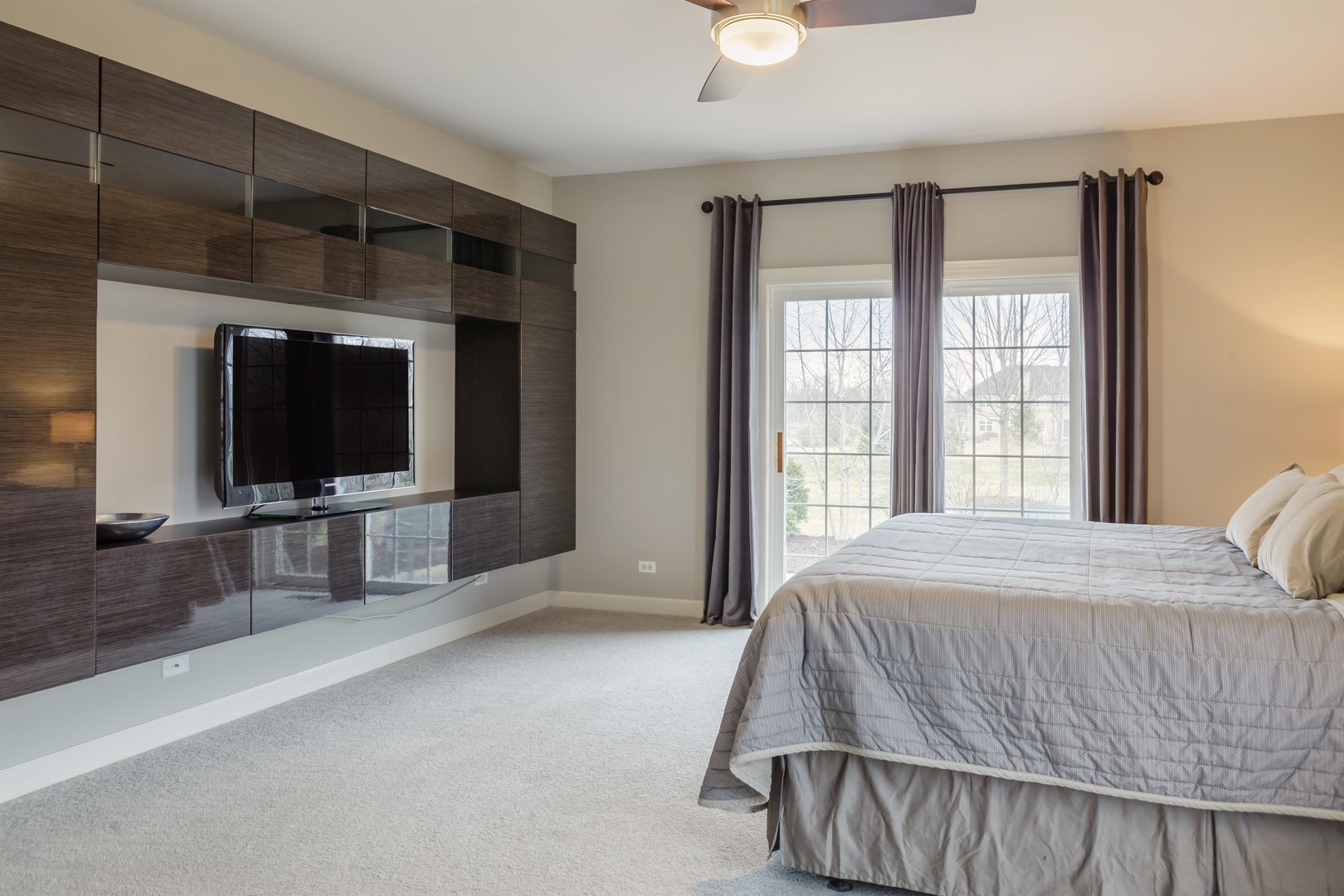 13 Hawthorn Grove Circle