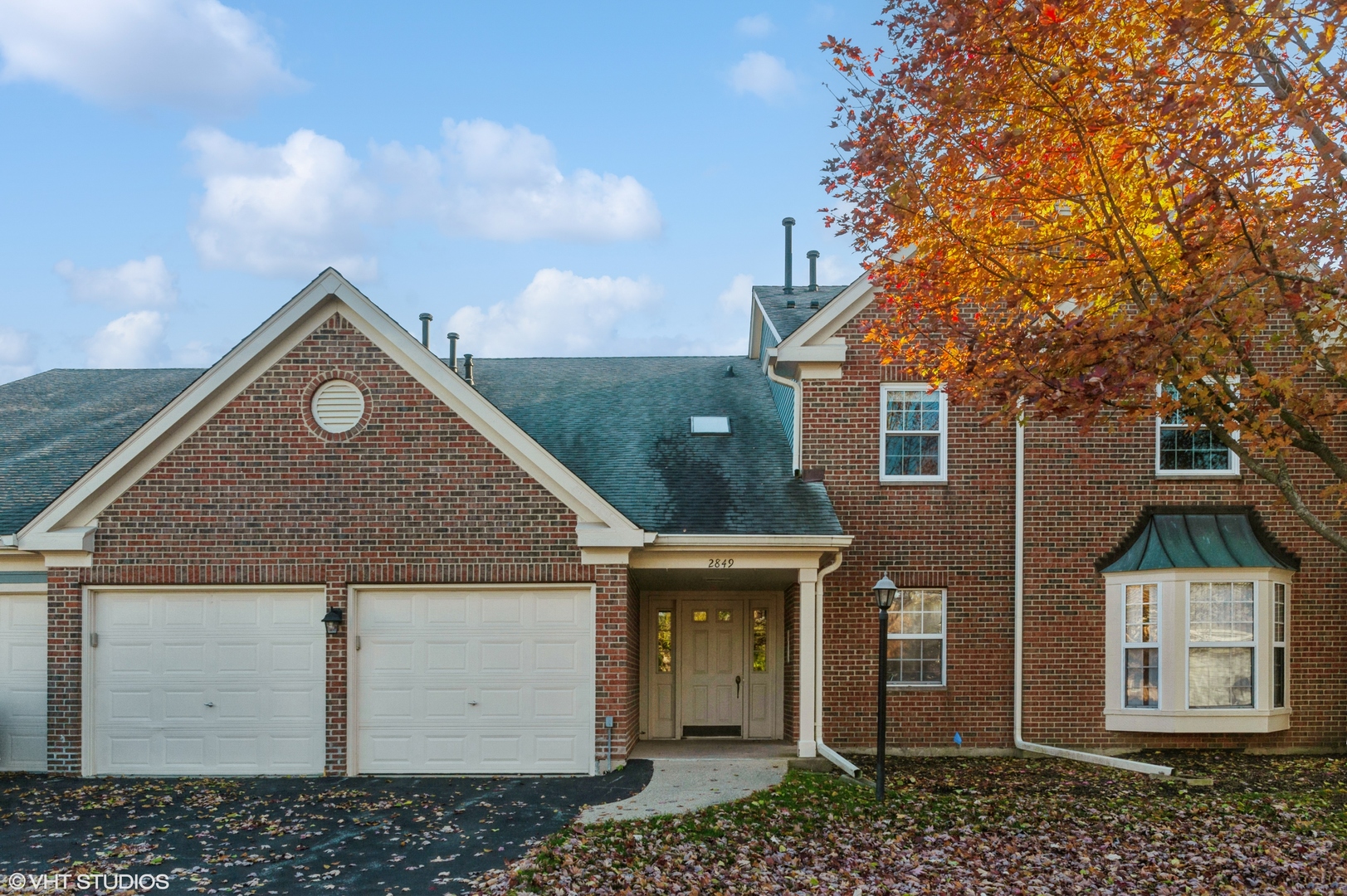 Towne Place West in Schaumburg IL Homes for Sale Towne Place West in