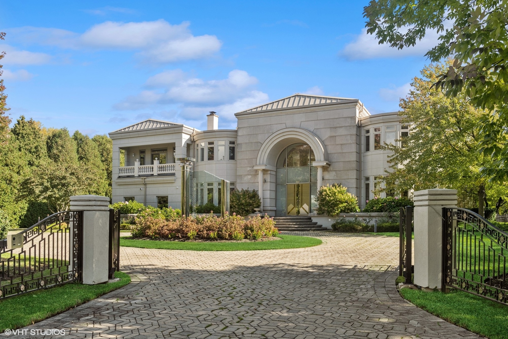 6 House in Northbrook