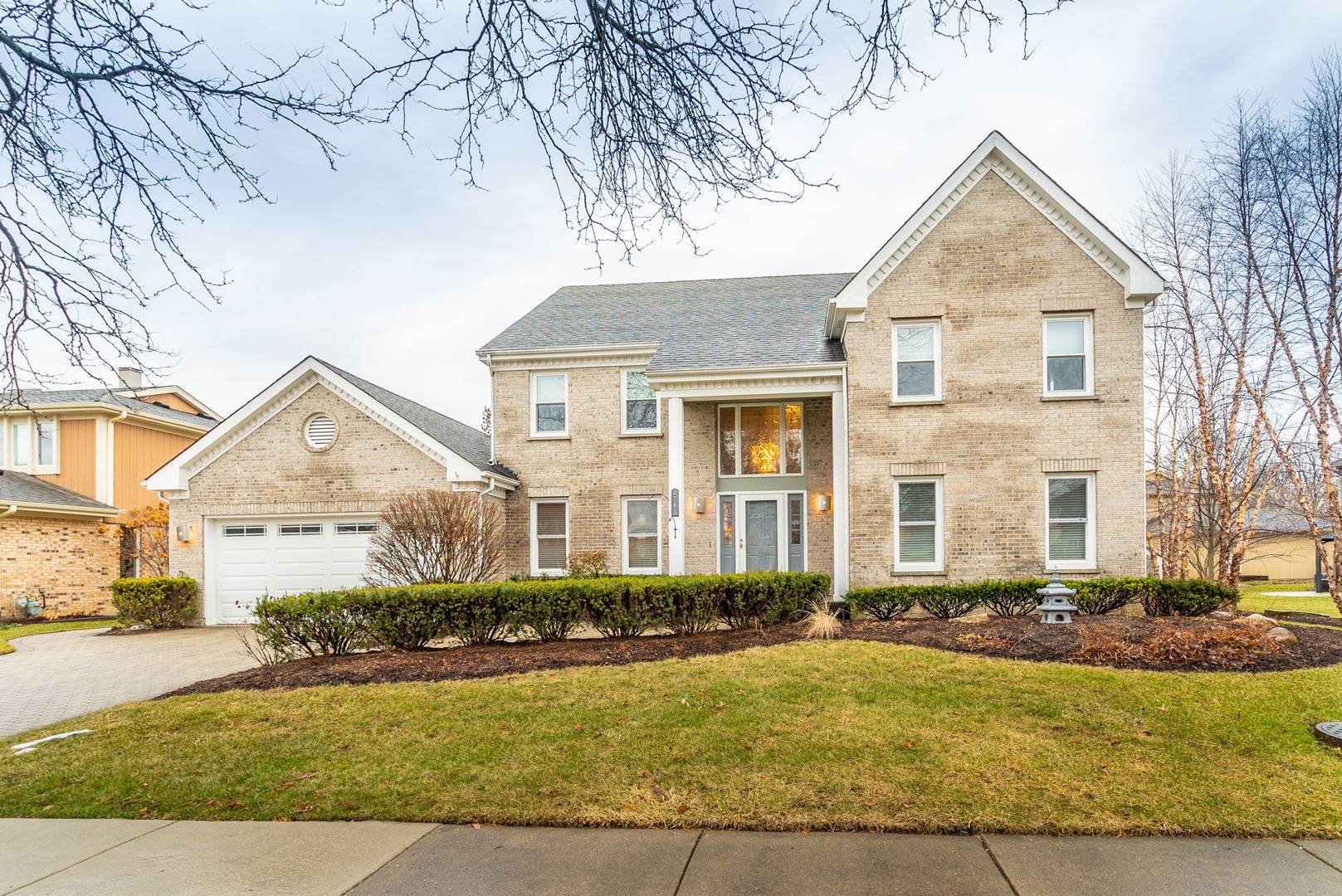 Lake Arlington Towne in Arlington Heights IL Homes for Sale Lake