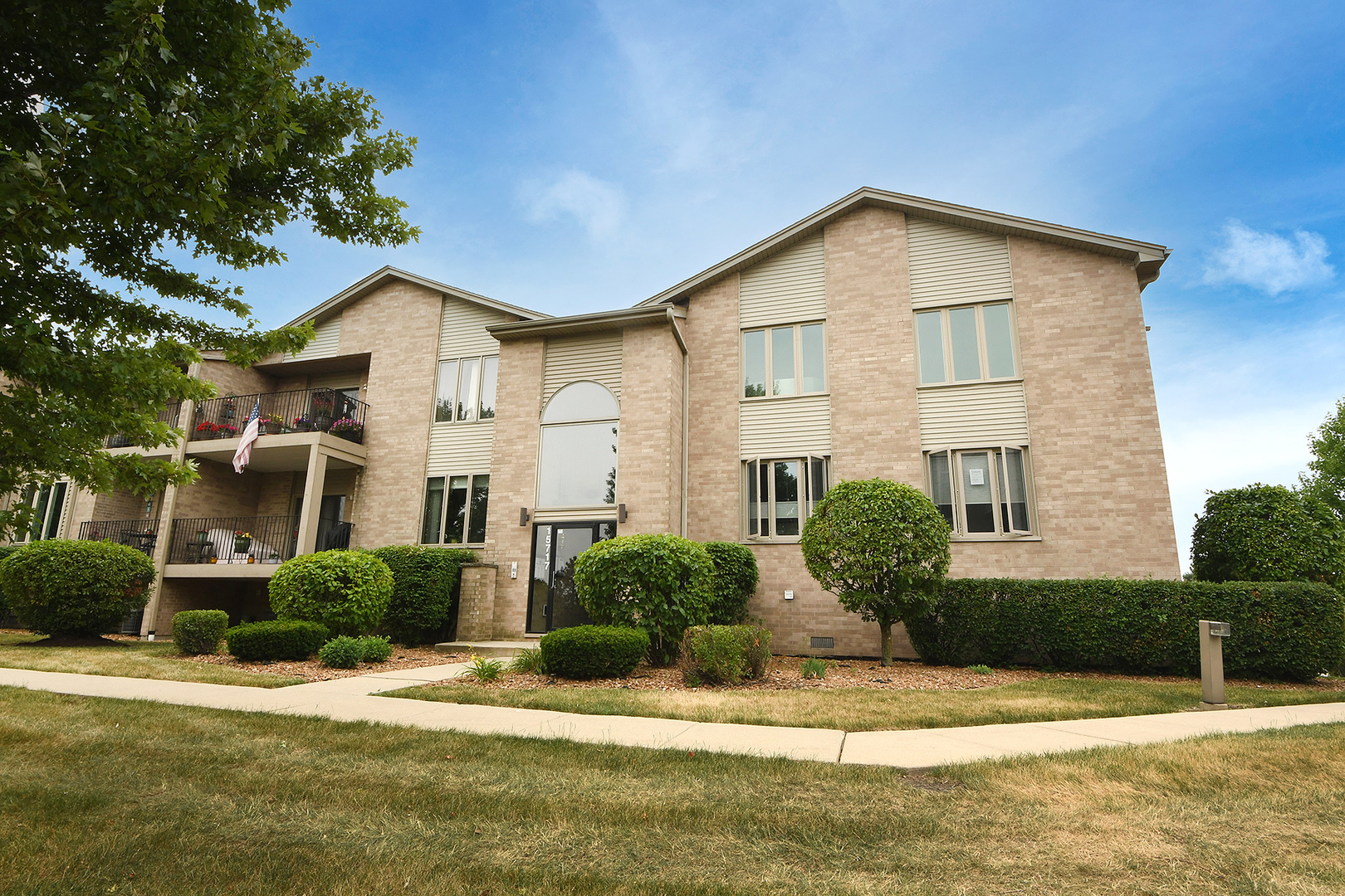 Centennial Village in Orland Park IL Homes for Sale Centennial