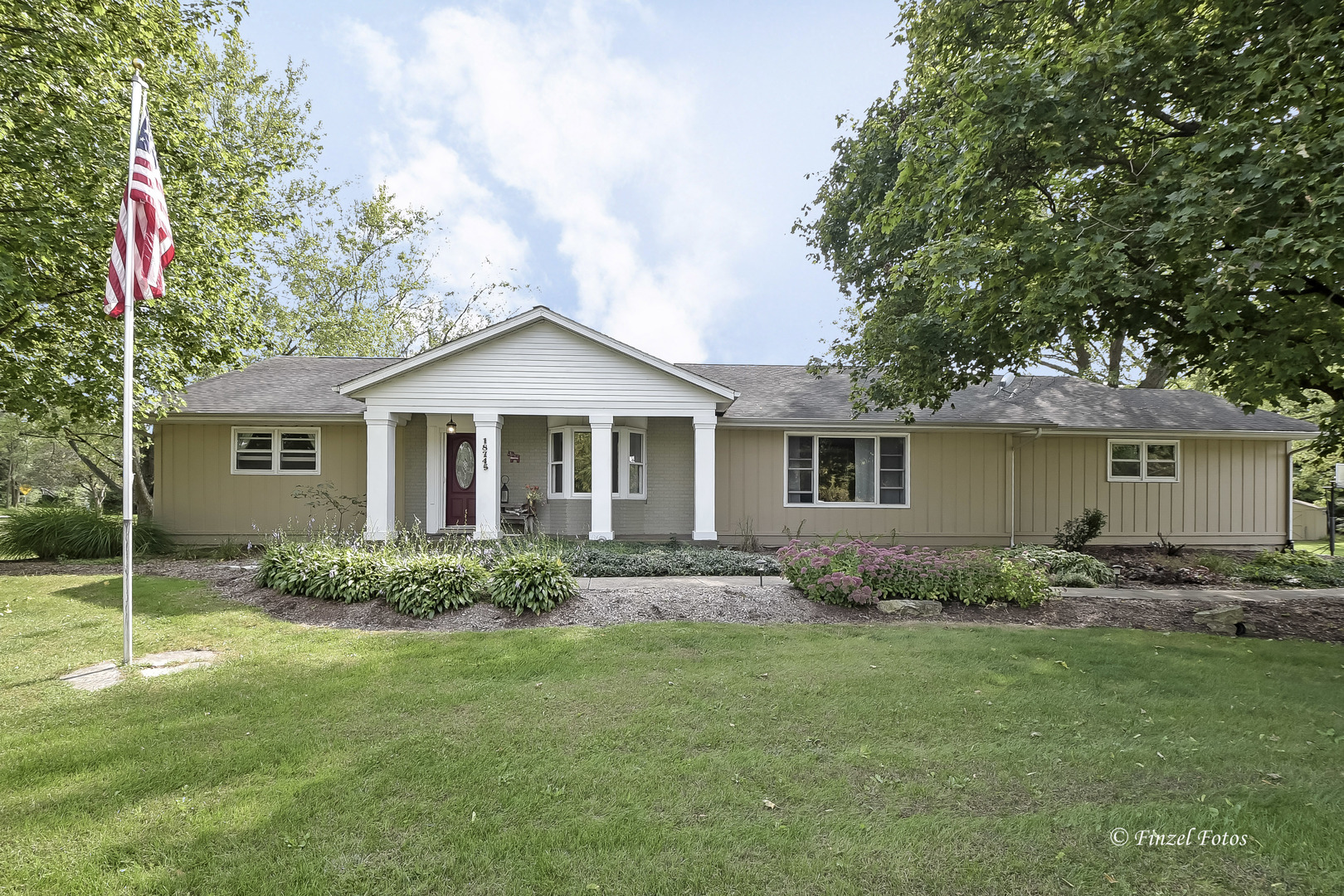 18745 Ridge , Marengo, IL | MLS# 10881102 | Berkshire Hathaway