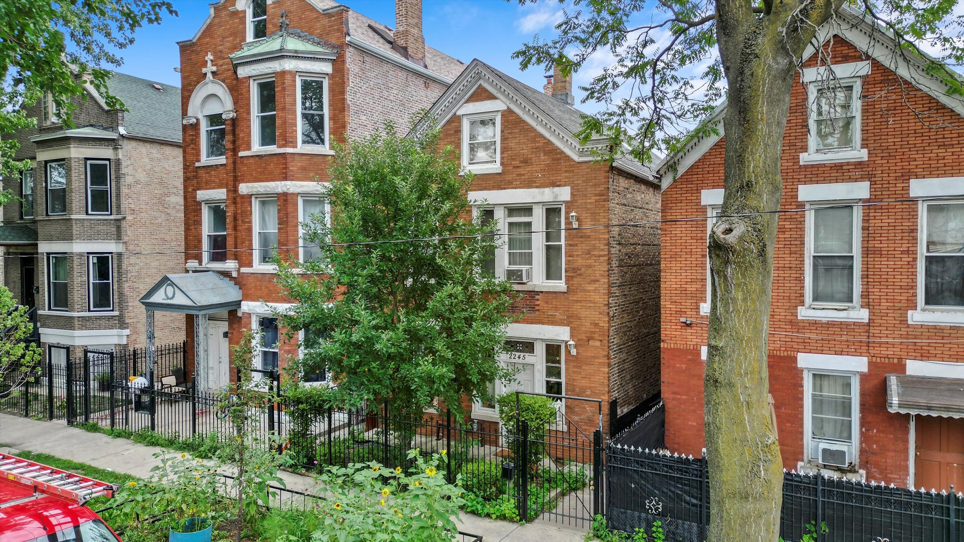2245 S Trumbull Avenue, Chicago IL 60623 Dream Town Real Estate