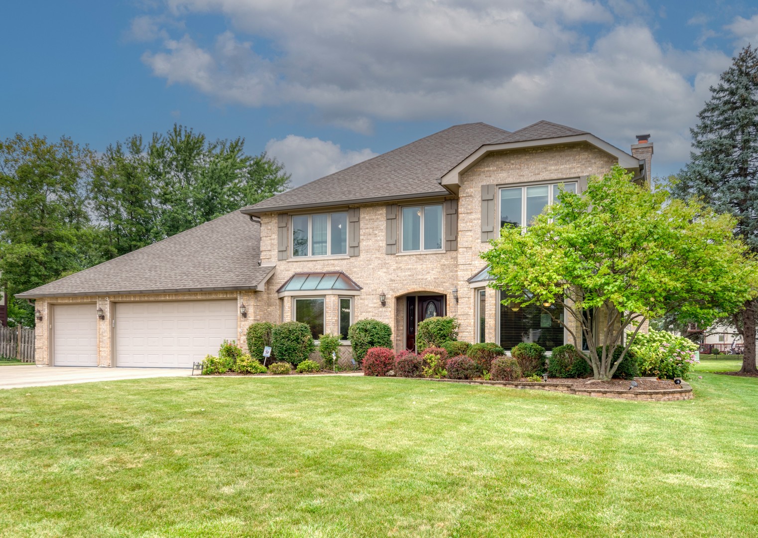 708 Berkshire Court, Downers Grove IL 60516 Dream Town Real Estate