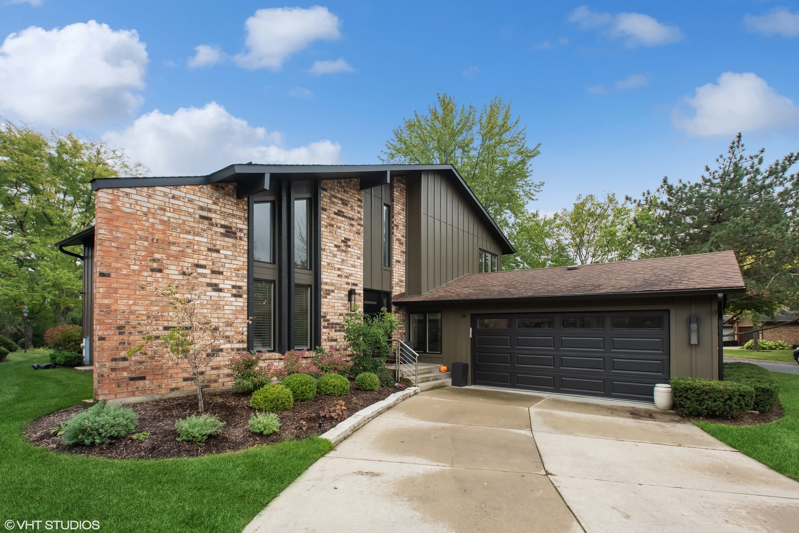 1435 Lorete Lane, Northbrook IL 60062 Dream Town Real Estate