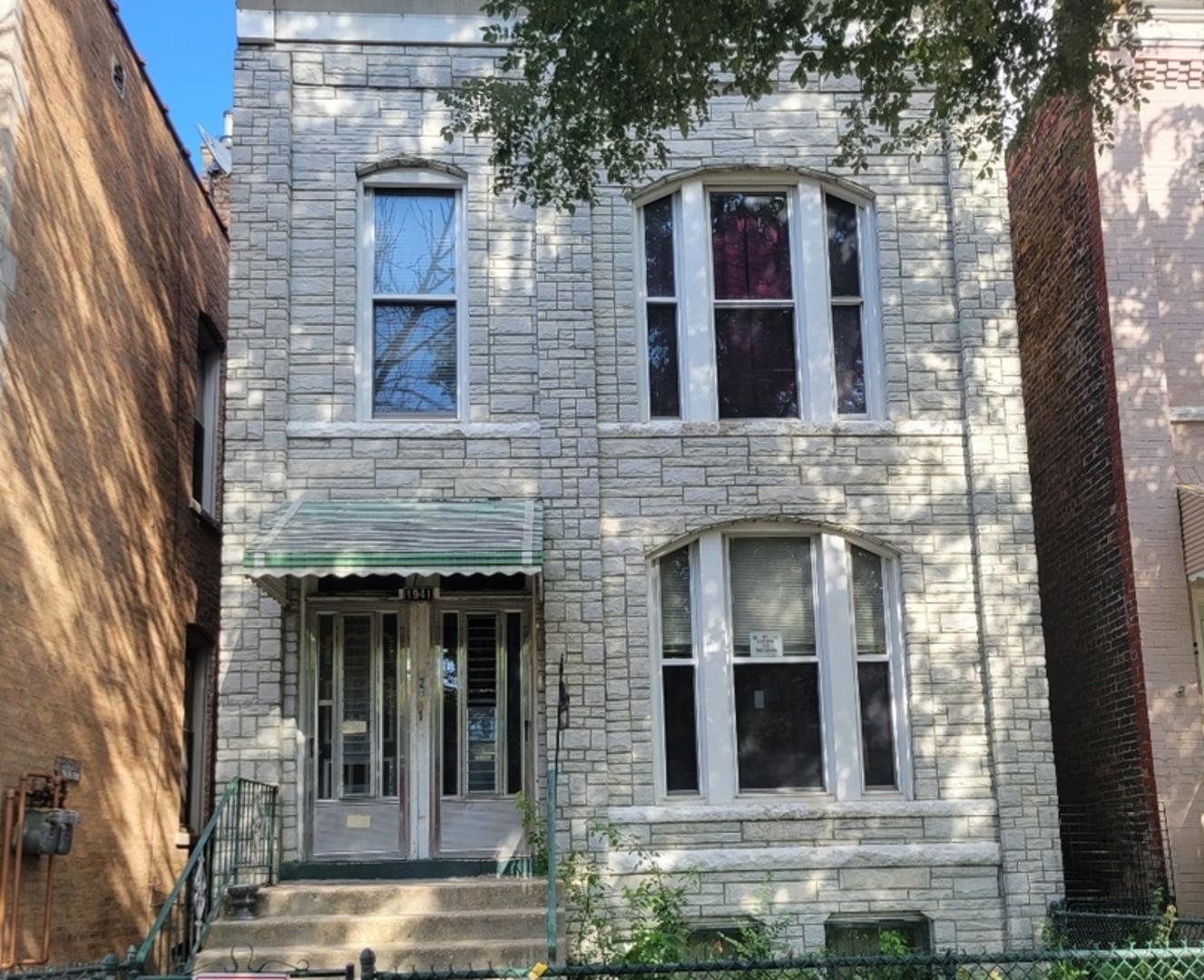 1941 S Trumbull Avenue, Chicago IL 60623 Dream Town Real Estate