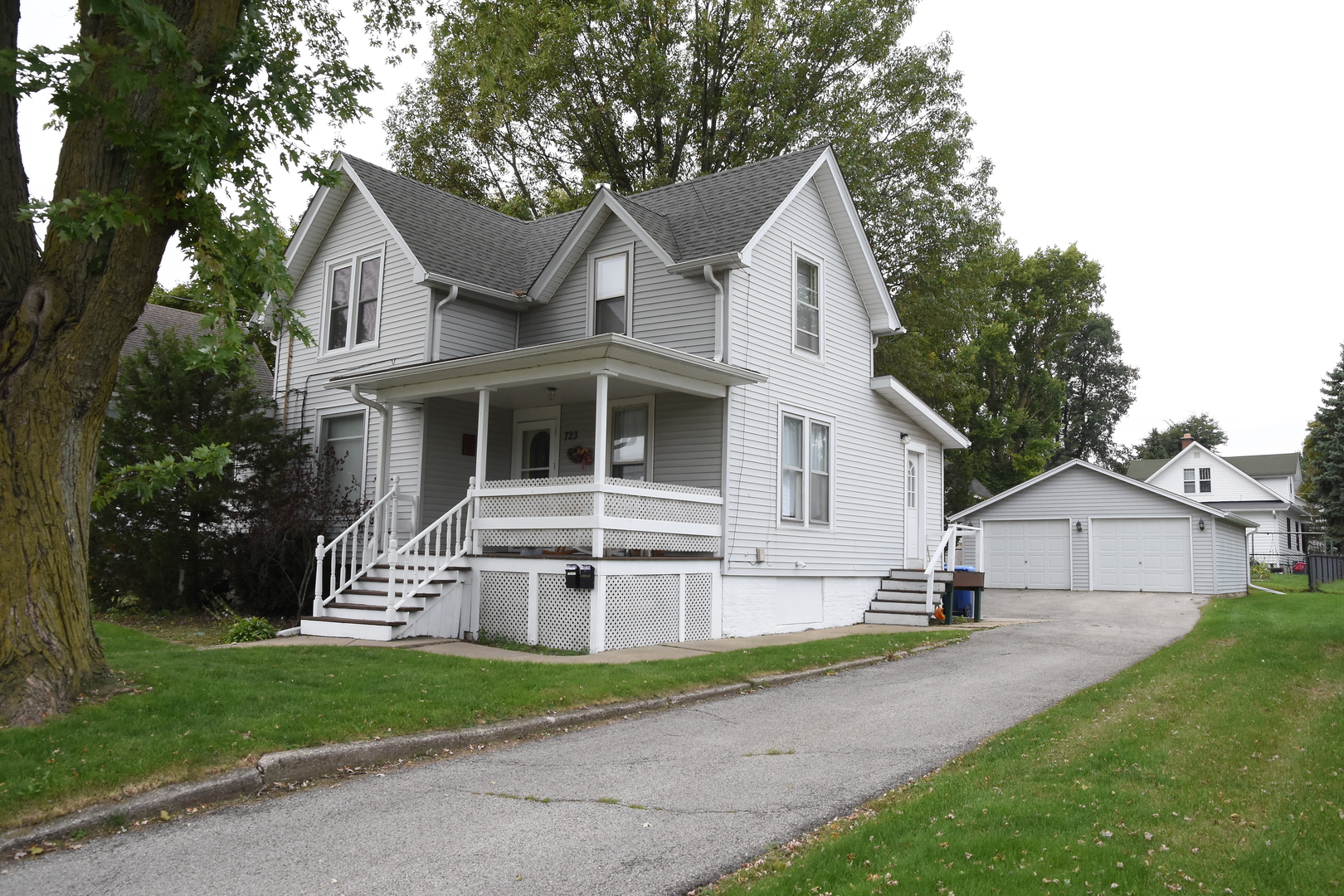 Photo of 723 14th DeKalb IL 60115