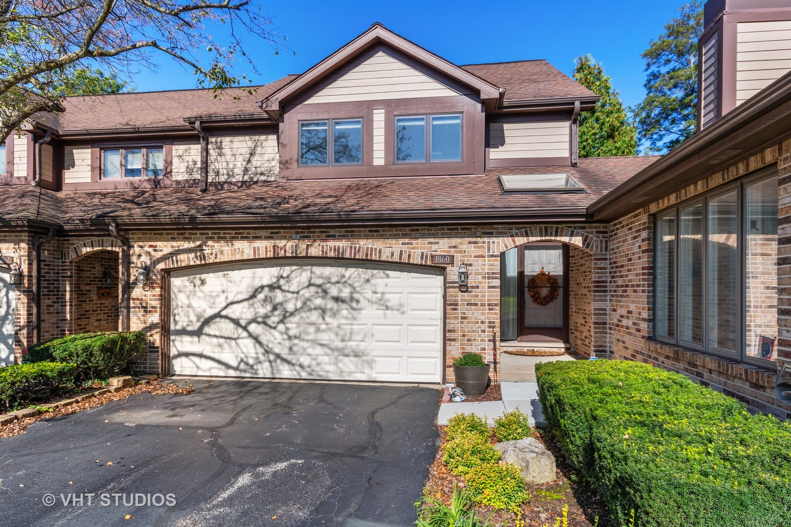 Villa Olivia in Bartlett IL Homes for Sale Villa Olivia in Bartlett