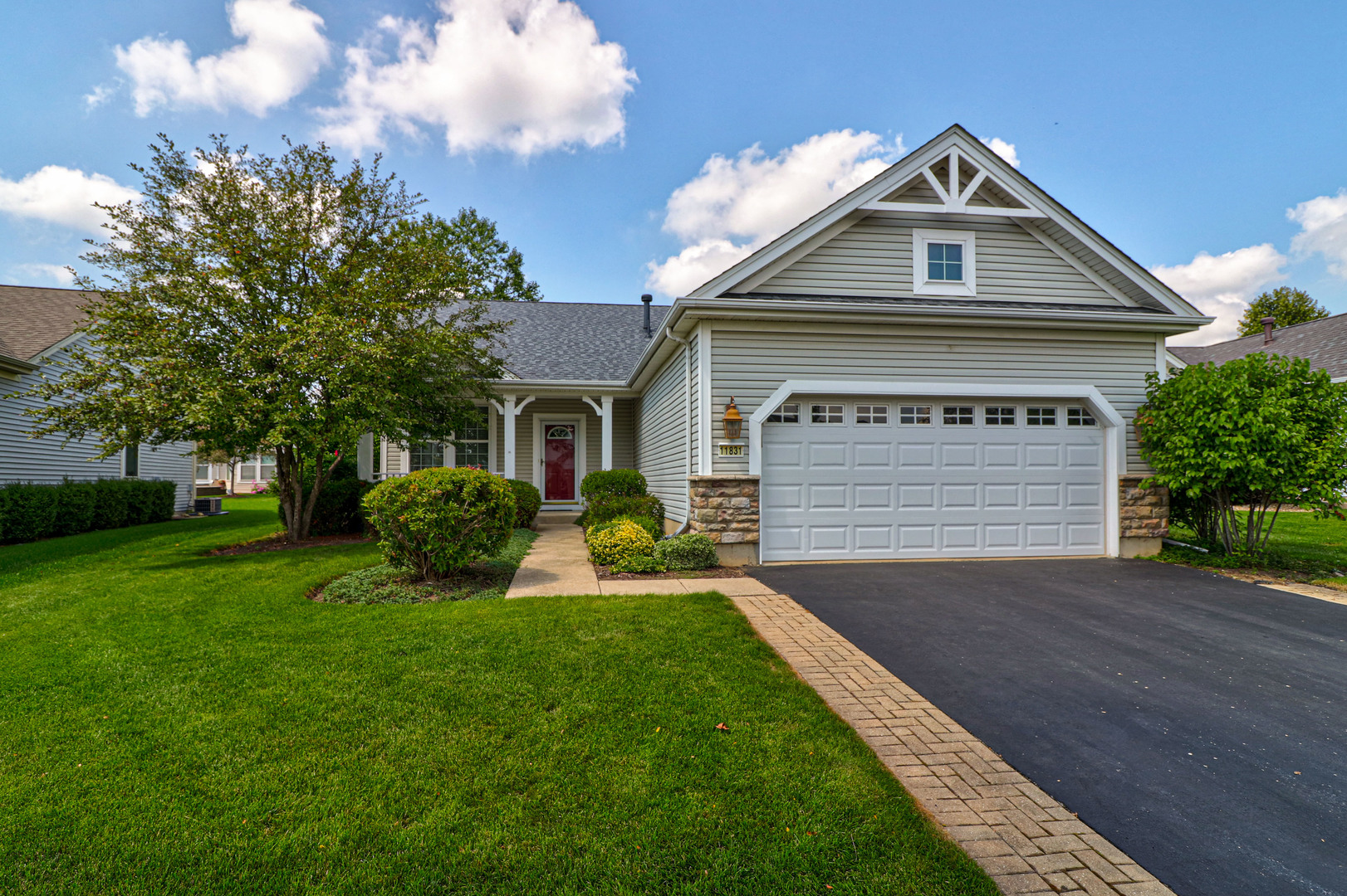 Del b Sun City in Huntley IL Homes for Sale Del b Sun City in