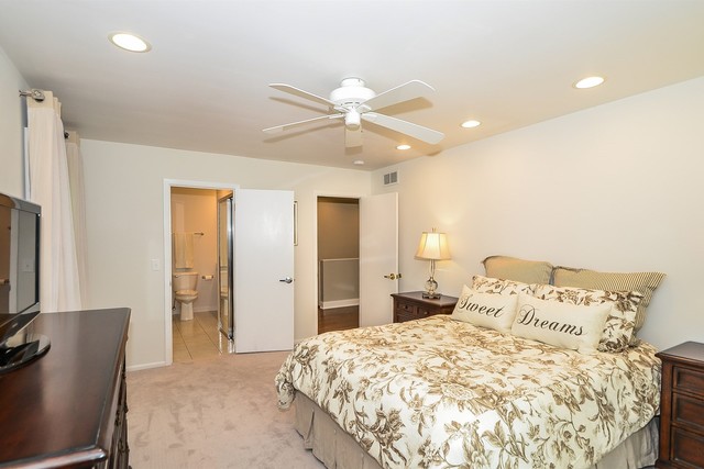 445 CAREN Drive