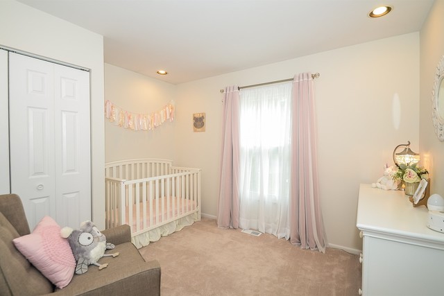 445 CAREN Drive
