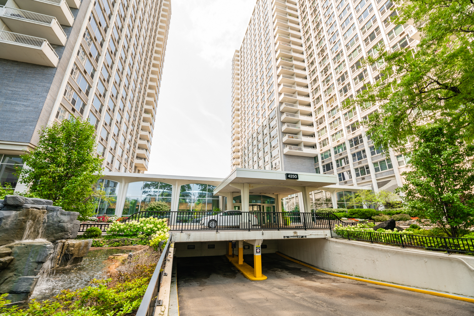 Uptown Chicago Lakefront Condos