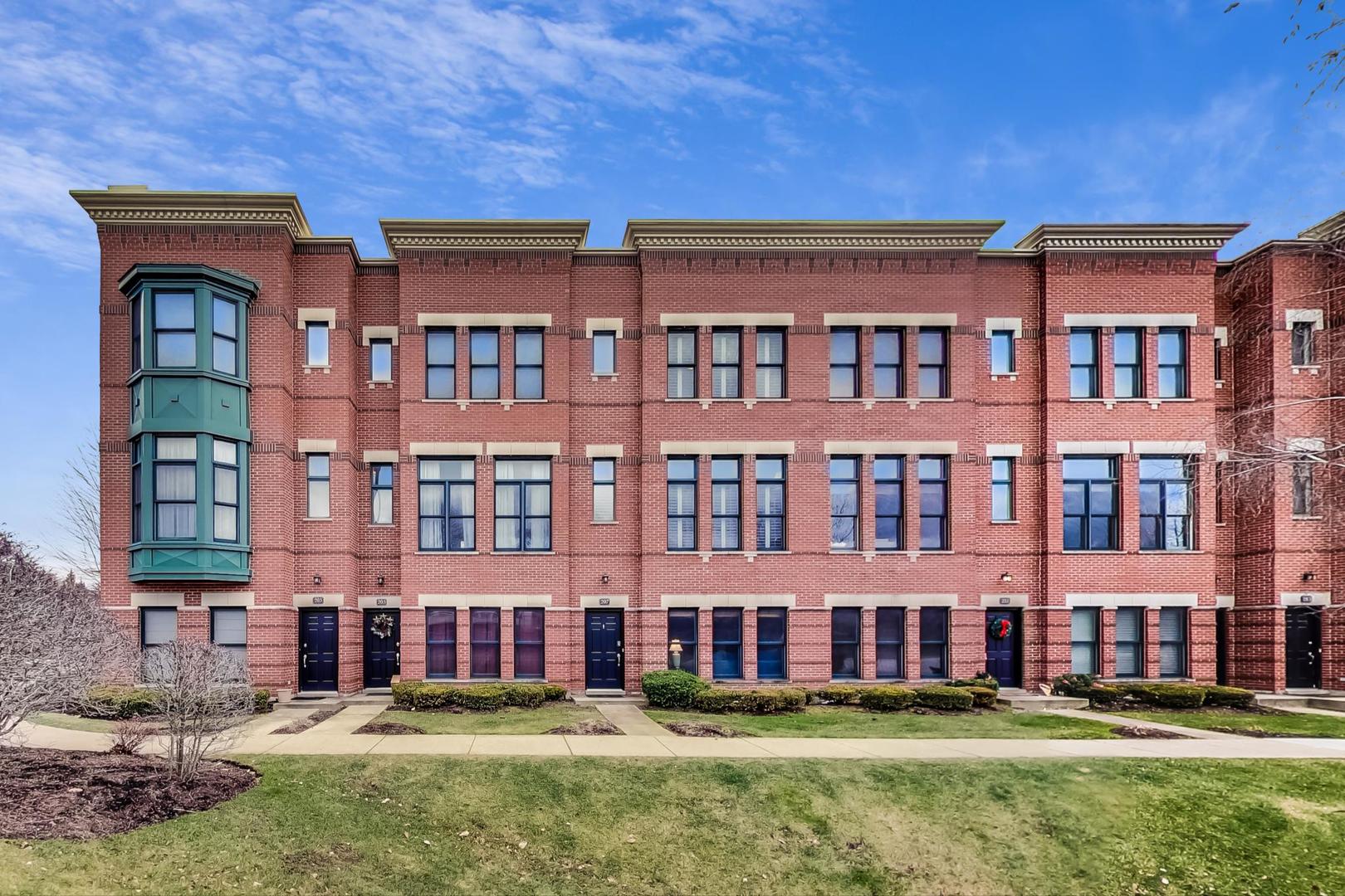 Palatine Station in Palatine IL Homes for Sale Palatine Station in