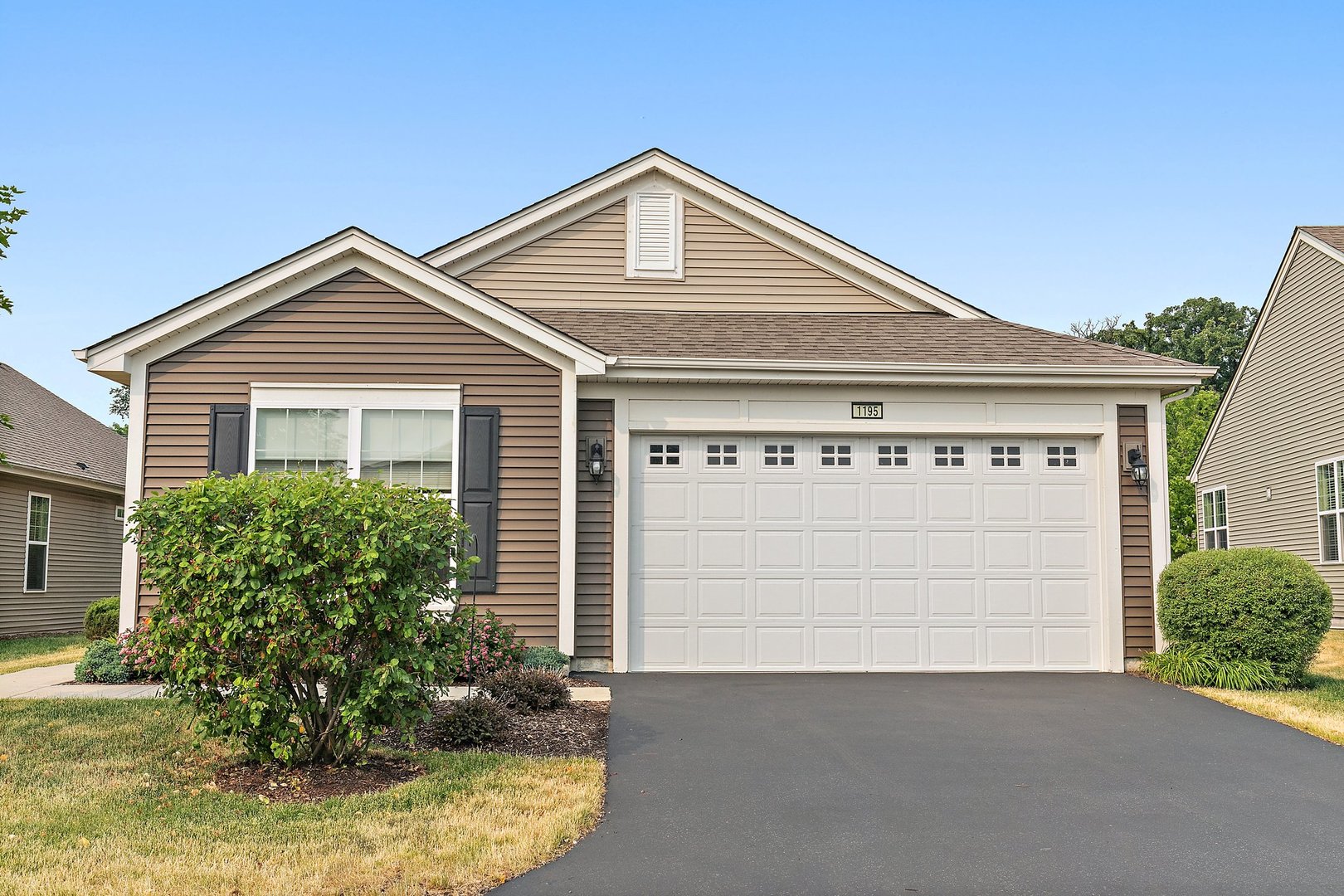 Carillon At Cambridge Lakes in Pingree Grove IL Homes for Sale