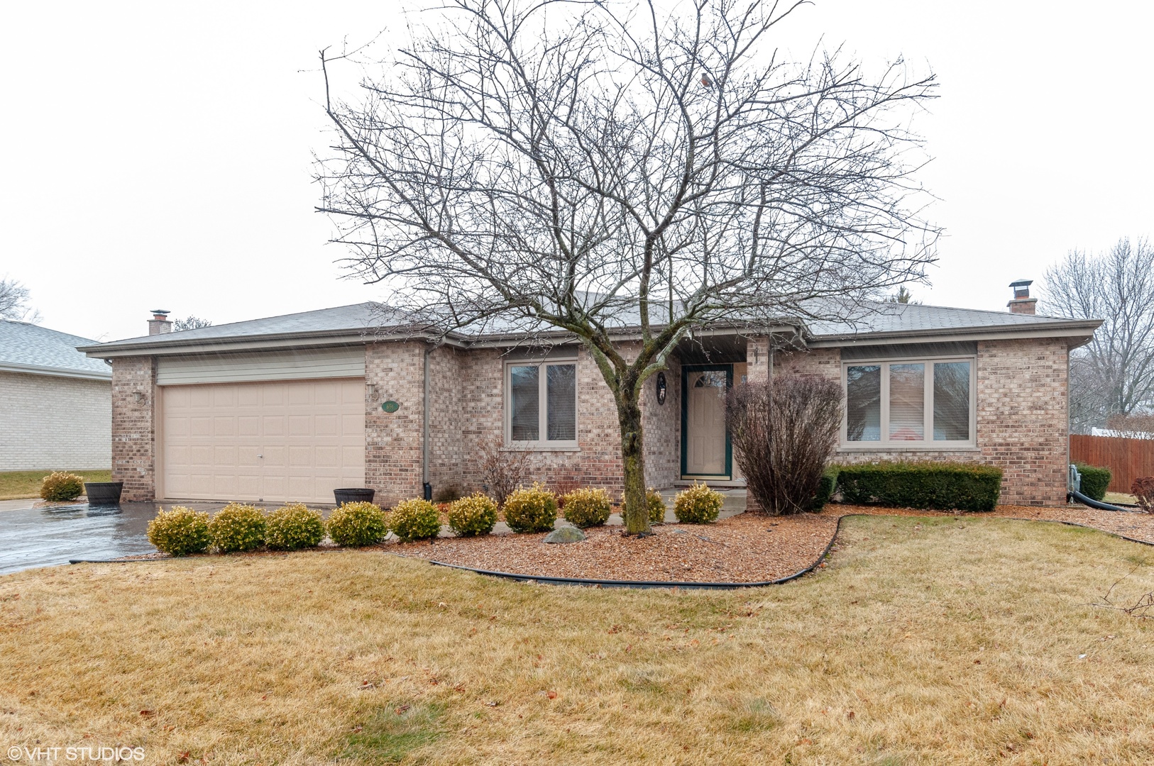 Schoolhouse Manor in New Lenox IL Homes for Sale Schoolhouse Manor in