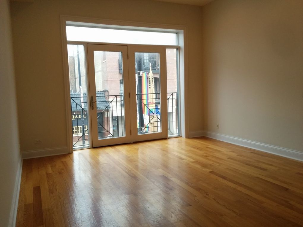 3341 N Halsted St apartments for rent at AptAmigo