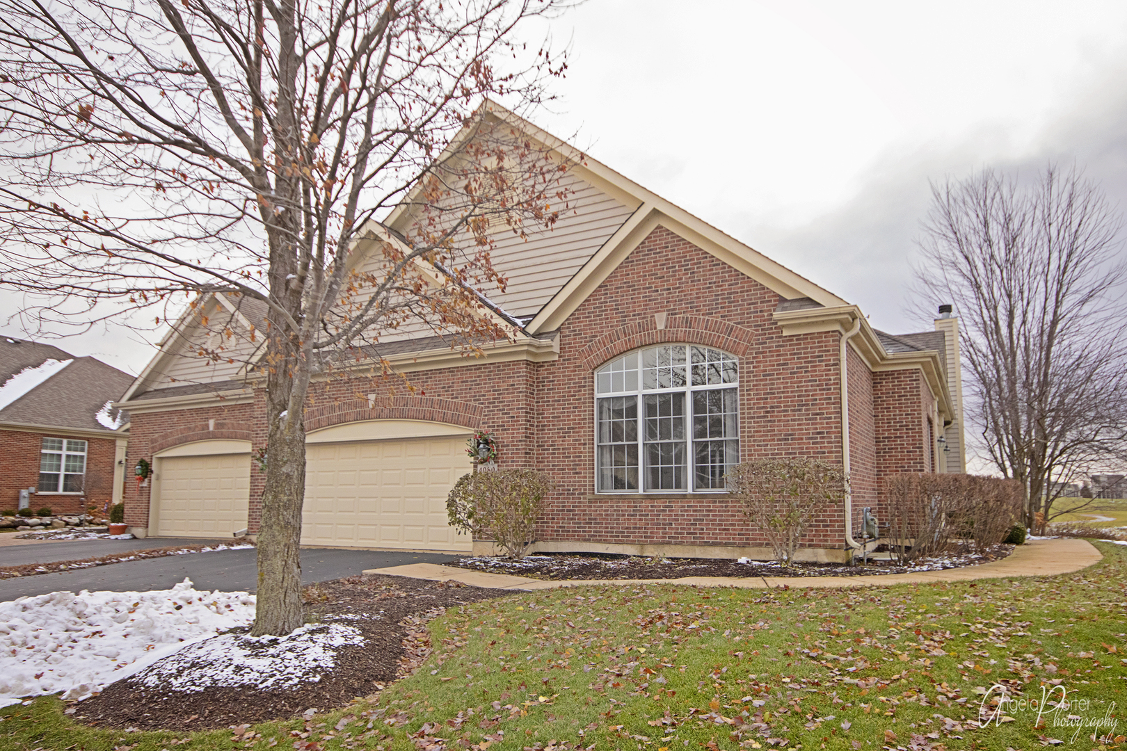 Lake in The Hills IL Homes for Sale Lake in The Hills Real Estate