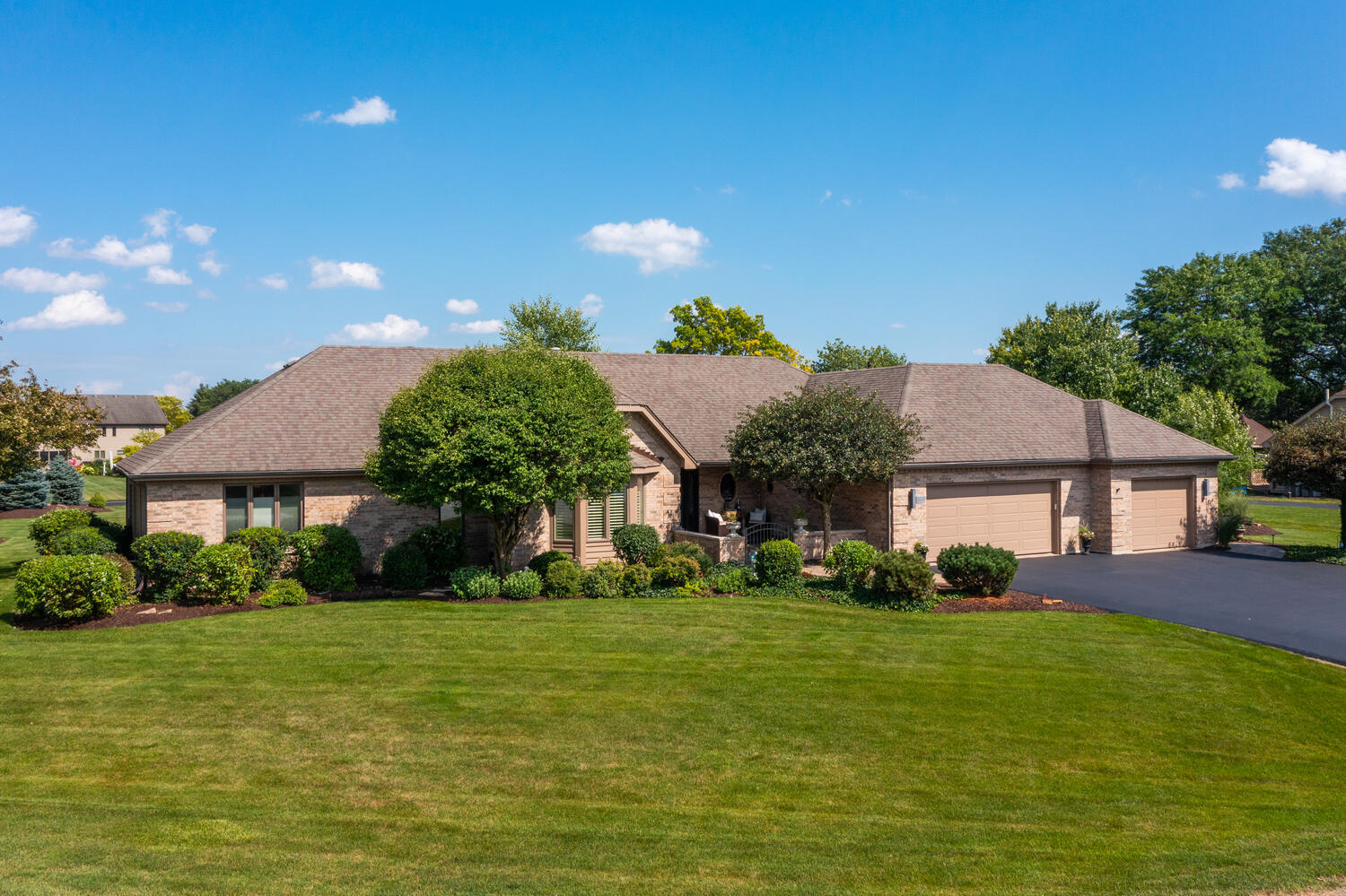 Aero Estates in Naperville IL Homes for Sale Aero Estates in