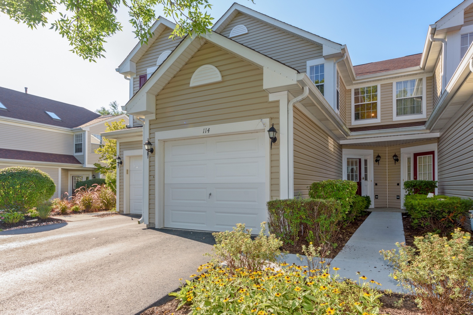 Lake in The Hills IL Homes for Sale Lake in The Hills Real Estate