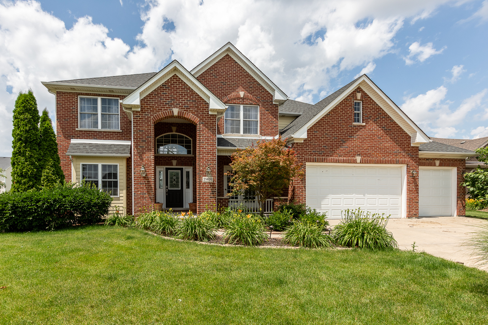 Lake Forrest in Shorewood IL Homes for Sale Lake Forrest in Shorewood