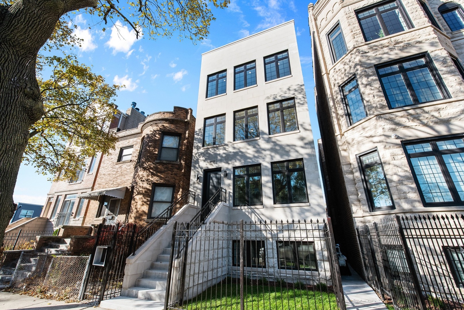 4832 S Saint Lawrence 3, Chicago, IL MLS 10930202 Berkshire