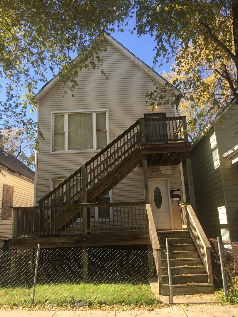 3 Apartment in West Pullman