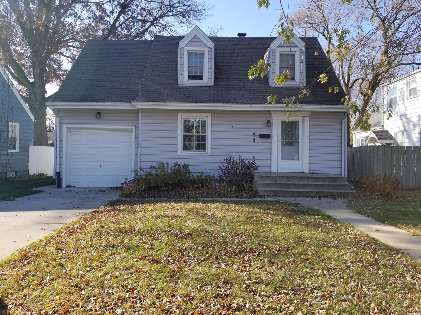 623 S Curtis , Kankakee, IL MLS 10943214 Berkshire Hathaway