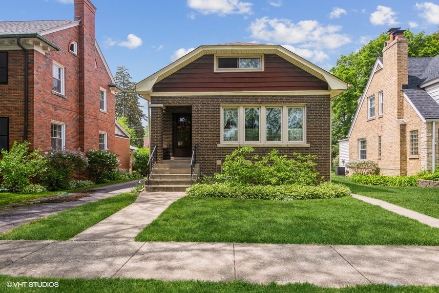 Edgebrook in Chicago IL Homes for Sale Edgebrook in Chicago Real