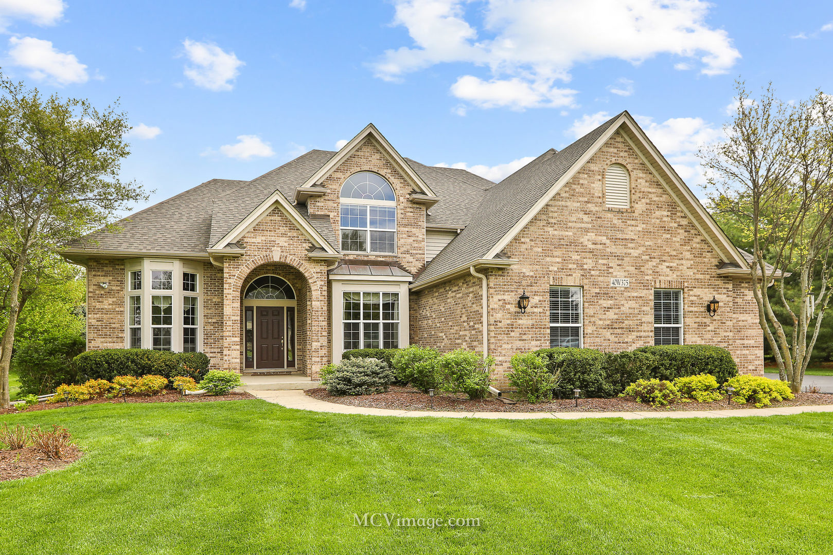 Triple Oaks Farm in Hampshire IL Homes for Sale Triple Oaks Farm in