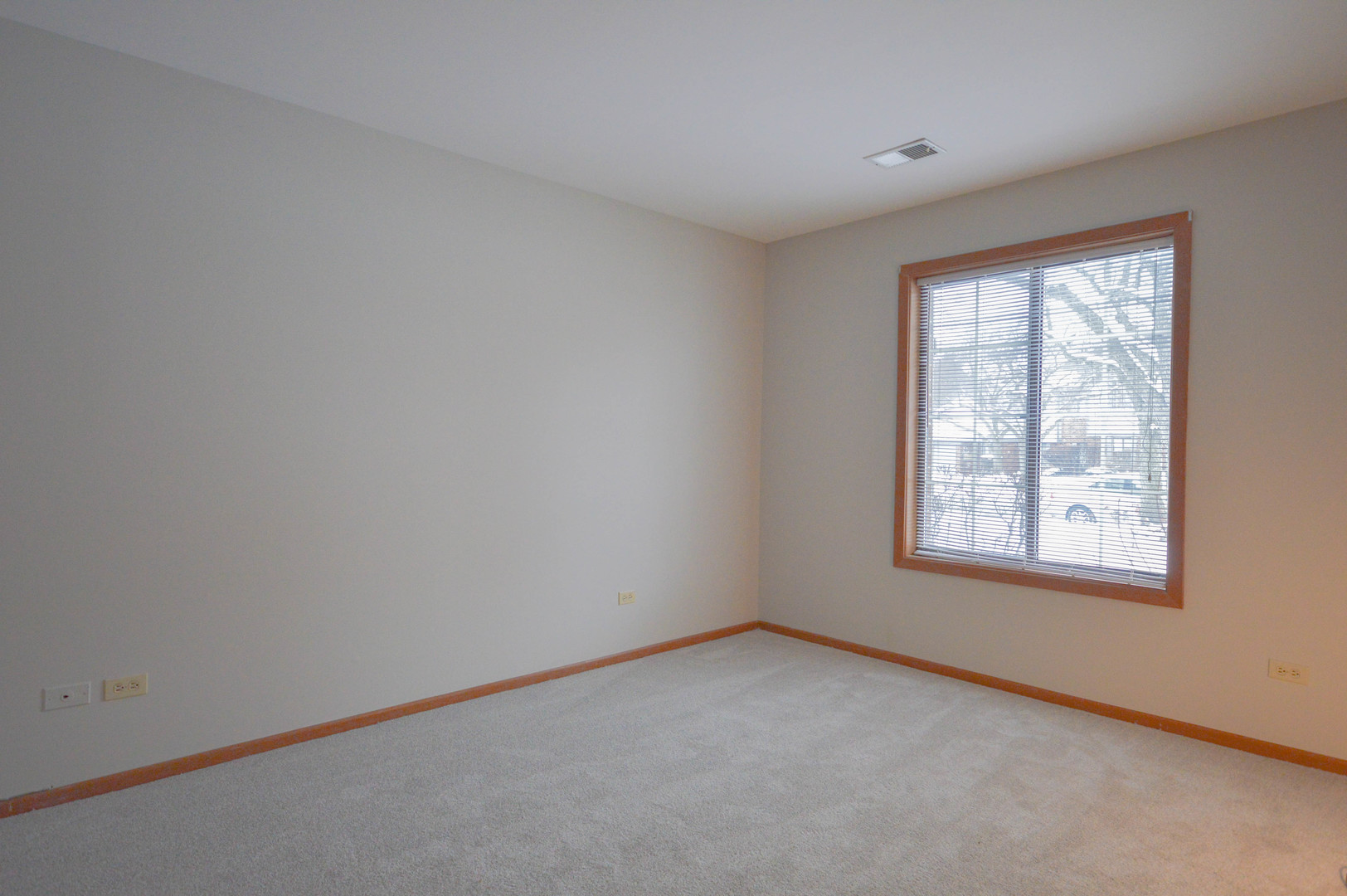 1630 W Partridge Court 3