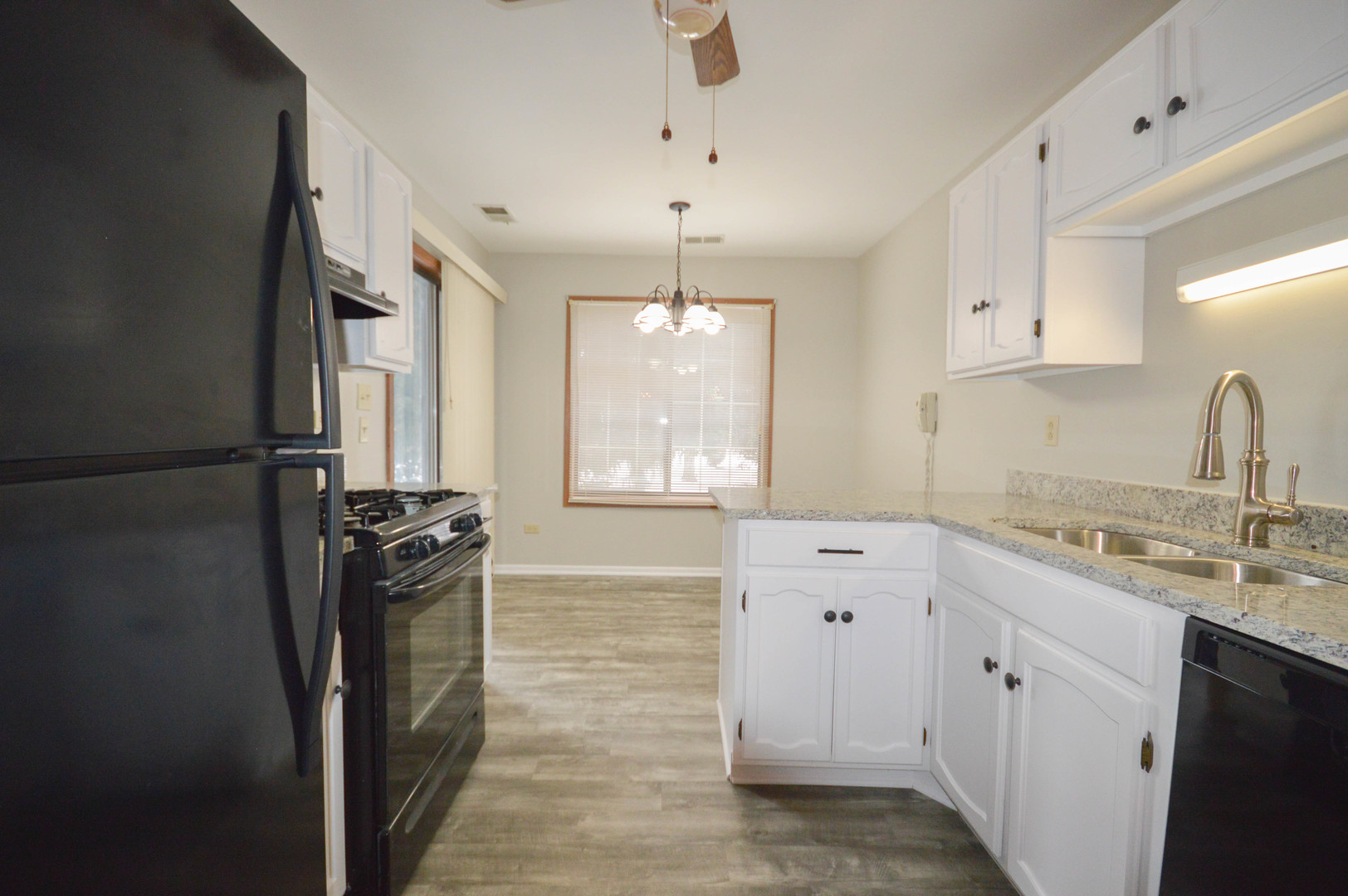 1630 W Partridge Court 3