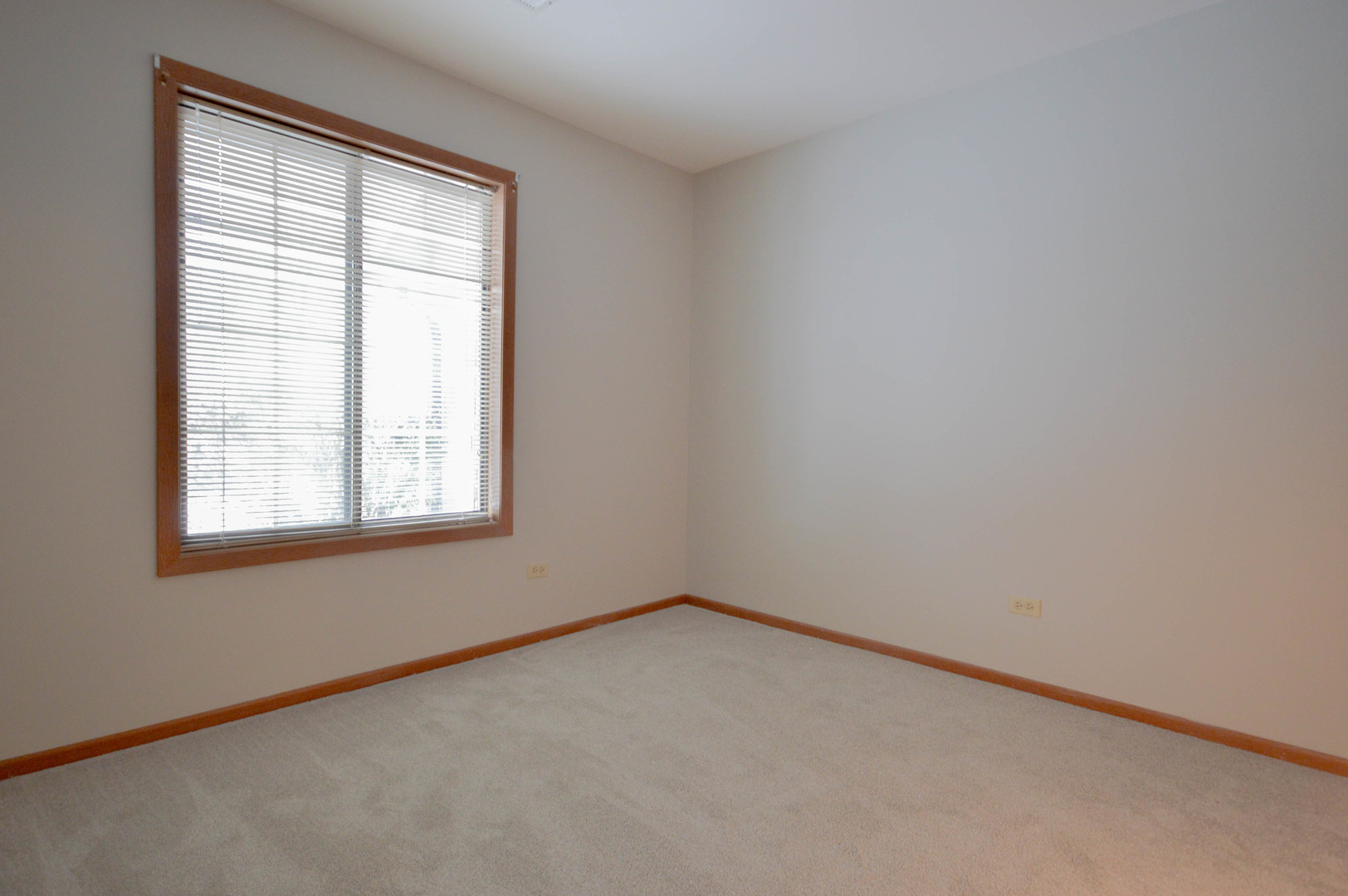 1630 W Partridge Court 3