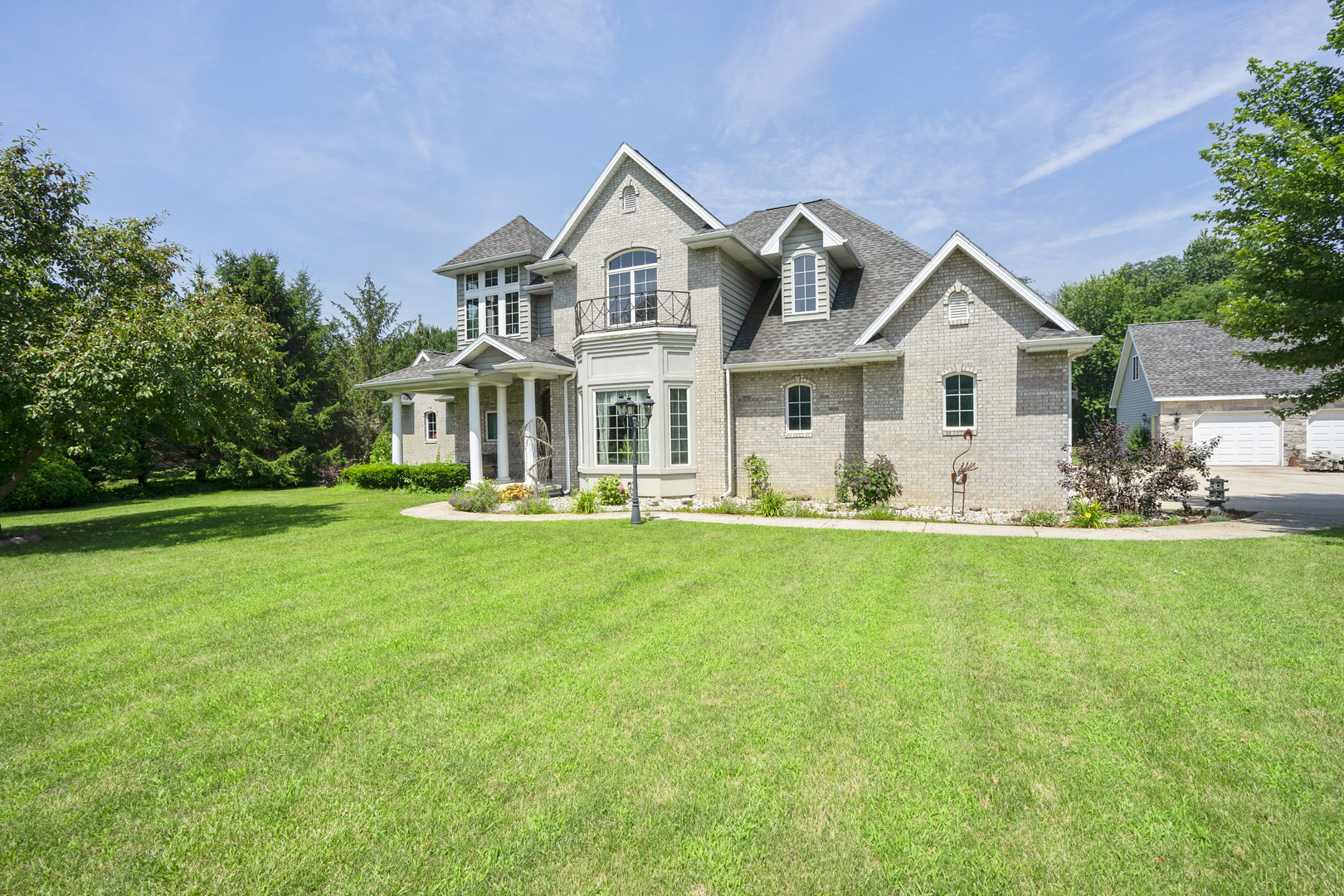 1506 Bittersweet Drive St. Anne IL 60964