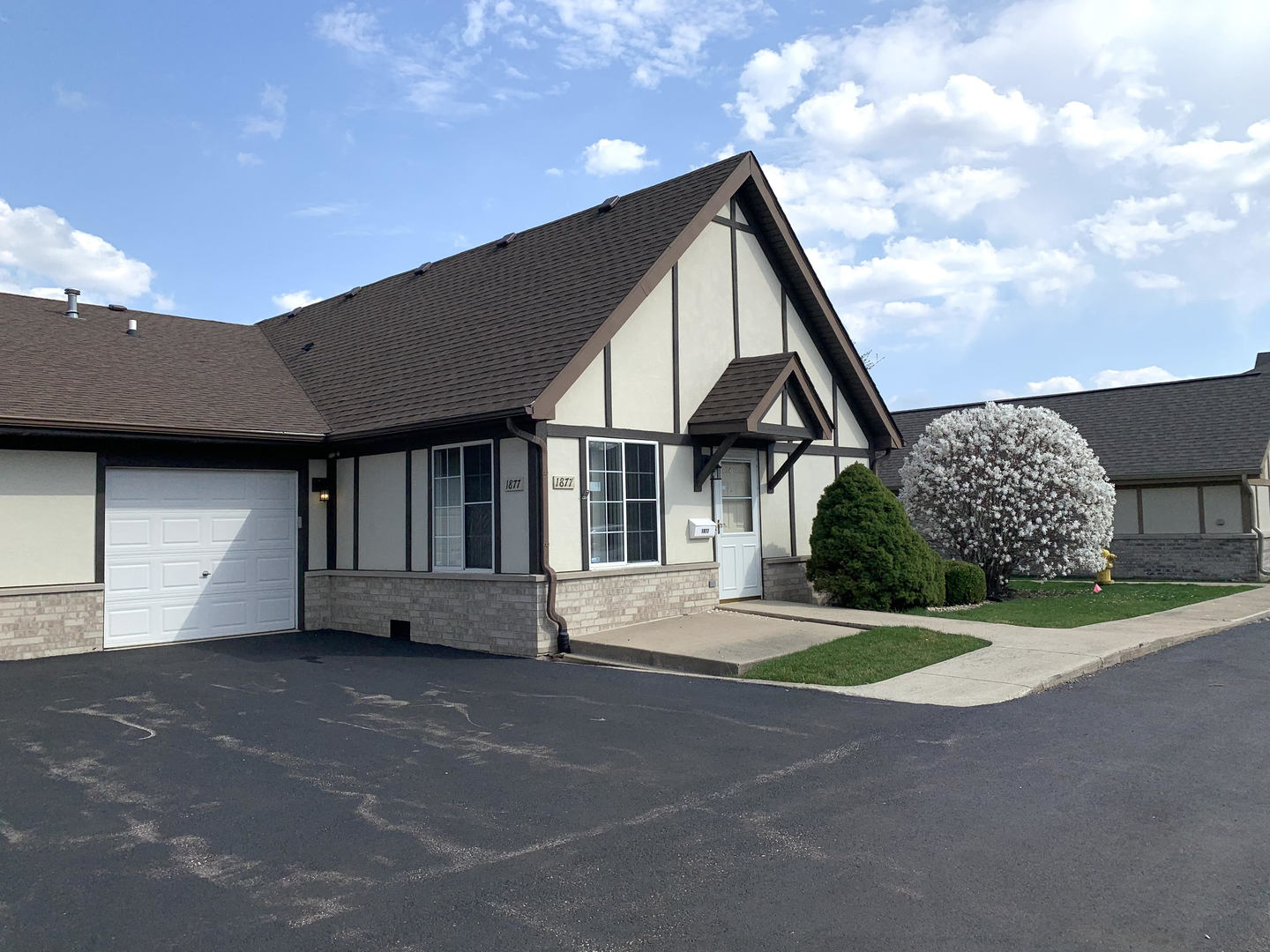 Willow Falls in Crest Hill IL Homes for Sale Willow Falls in Crest