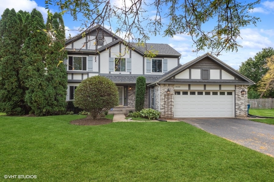 Tartans Glen in West Dundee IL Homes for Sale Tartans Glen in West