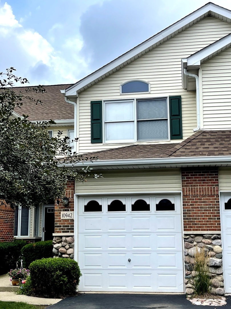 Acorn Glen in Oak Lawn IL Homes for Sale Acorn Glen in Oak Lawn Real Estate Bowers Realty Group