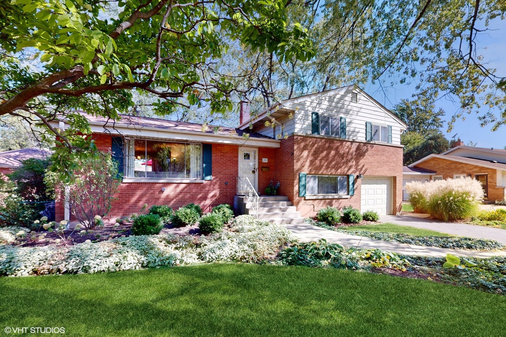 Pioneer Park in Arlington Heights IL Homes for Sale Pioneer Park in