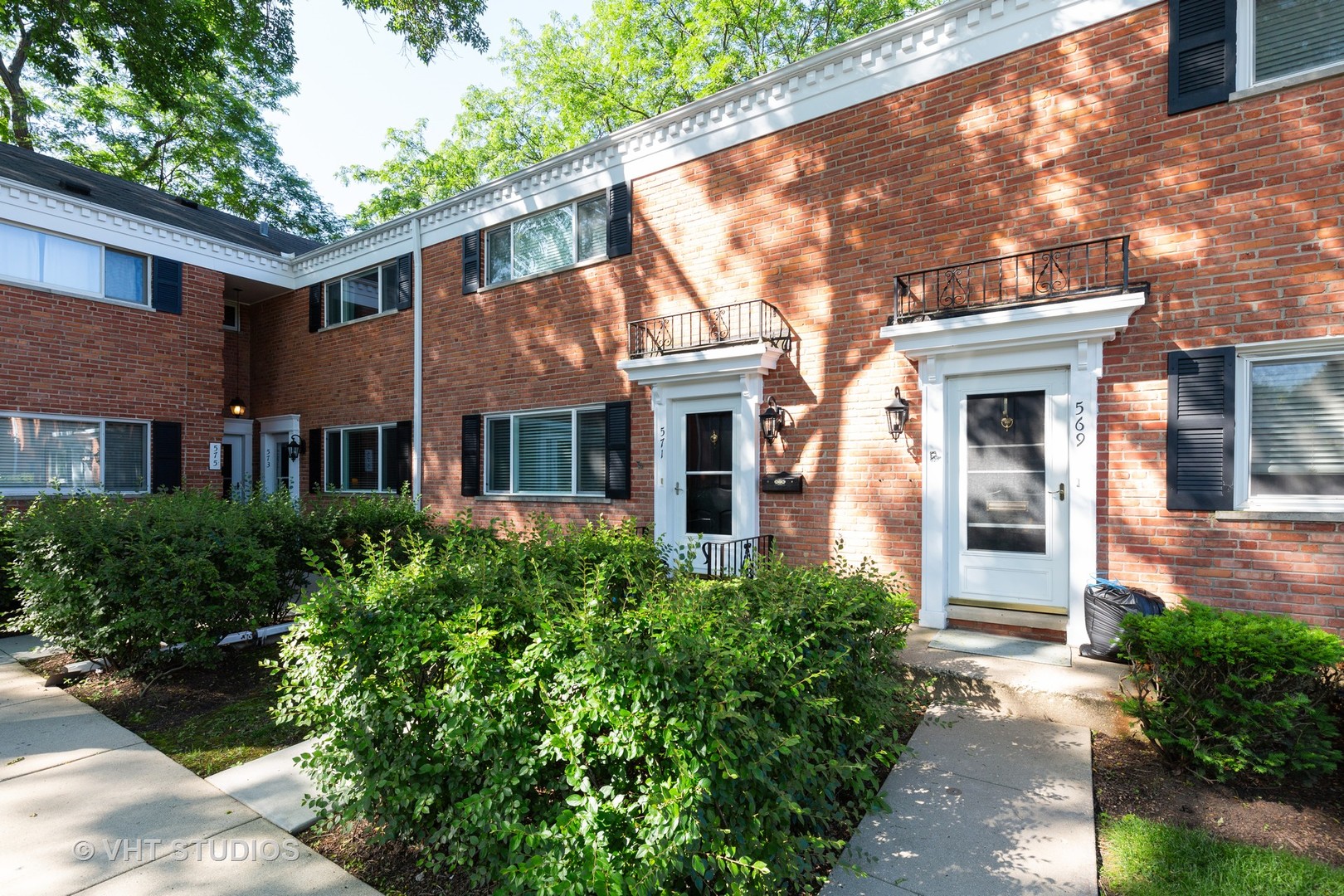 PropertyUP MLS 10436241 for sold 573 Shorely Barrington, Illinois 60010