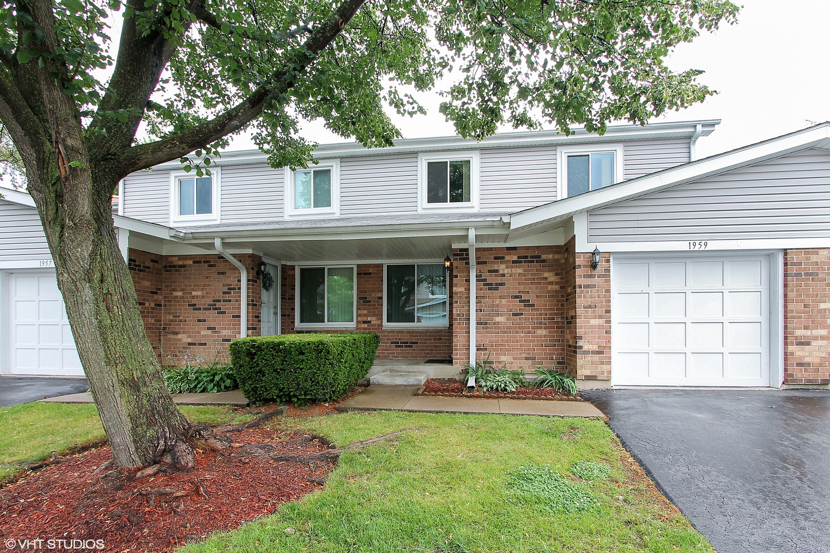 Heritage Manor in Palatine IL Homes for Sale Heritage Manor in