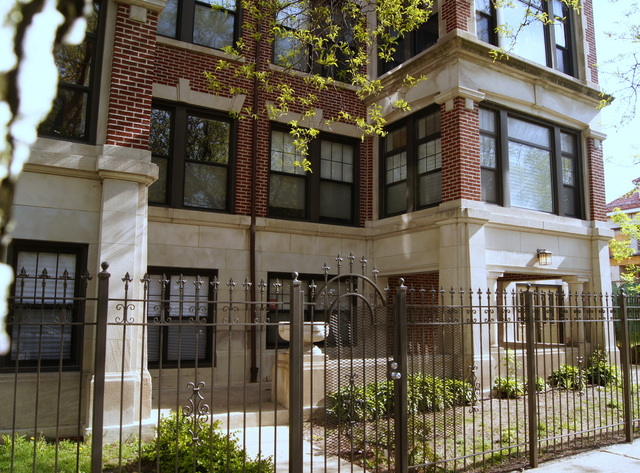 Photo of 928 HYDE PARK Chicago  60615