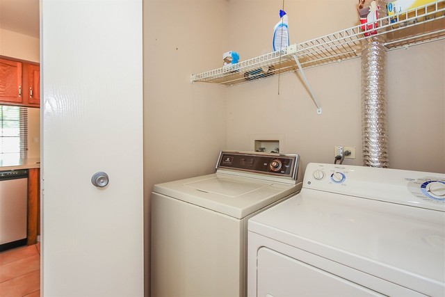 443 Le Parc Circle