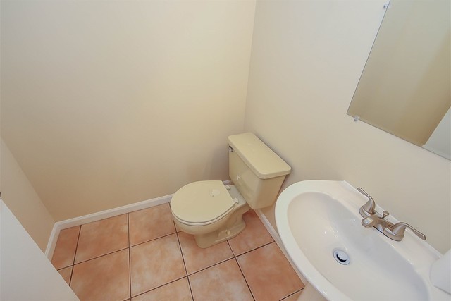 443 Le Parc Circle