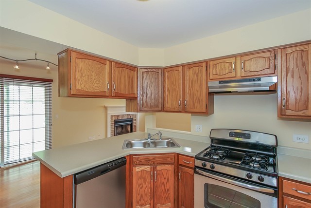 443 Le Parc Circle