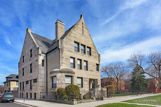 3601 South Michigan Avenue, Chicago-Douglas, IL 60653