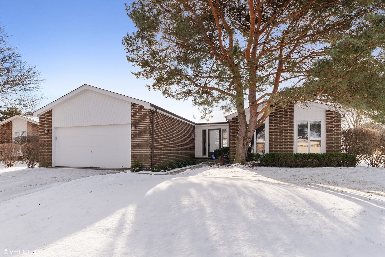 Villas North in Northbrook IL Homes for Sale Villas North in