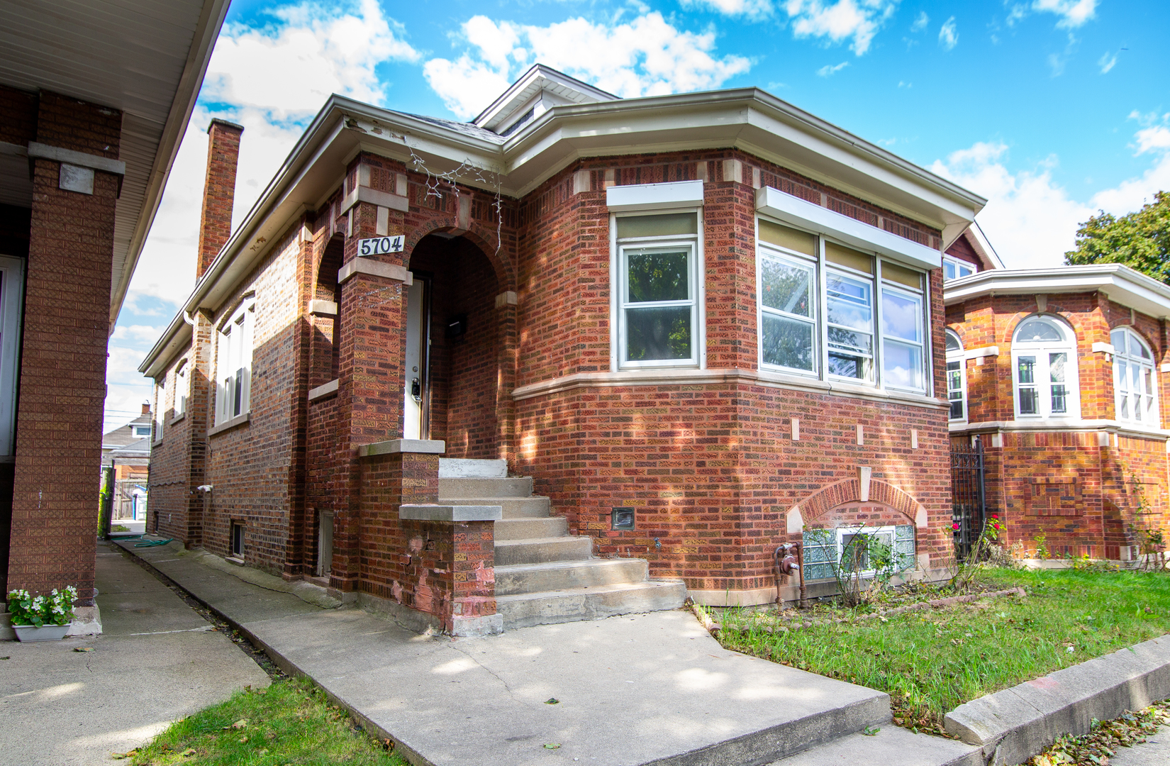 Photo of 5704 Maplewood Chicago IL 60629