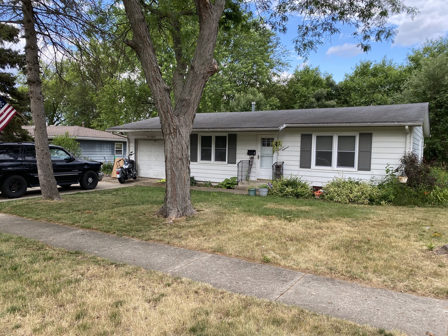 Whispering Oaks in Mchenry IL Homes for Sale Whispering Oaks in Mchenry Real Estate Bowers