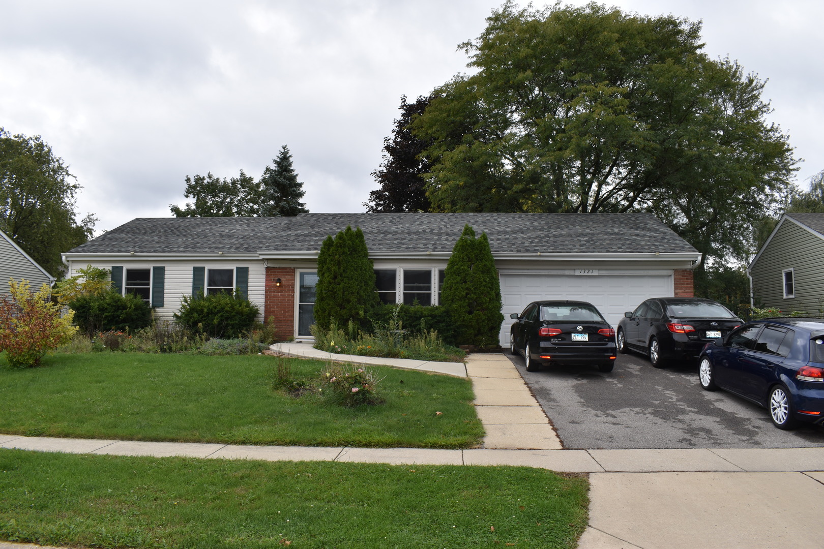 1321 Colwyn , Schaumburg, IL MLS 10885274 Berkshire Hathaway